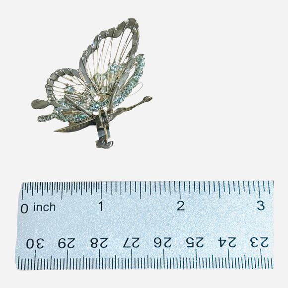 Vintage Silver Tone Sparkly Articulated Flutter Wings Butterfly Brooch - Picture 5 of 5